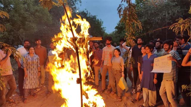 पटना यूनिवर्सिटी के छात्र हर्ष राज की हत्या के विरोध में ABVP का प्रदर्शन