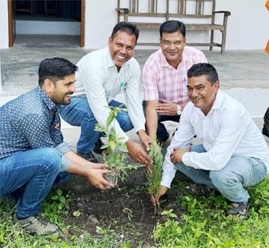 बिथ्याणी डिग्री कालेज में हरेला पखवाड़ा कार्यक्रम के तहत वृहद वृक्षारोपण कार्यक्रम आयोजित