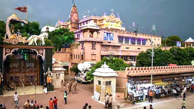 श्री कृष्ण जन्मभूमि के मामले में इलाहाबाद HC के फैसले से हिंदू पक्ष खुश