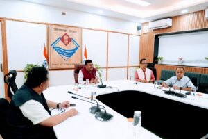 मुख्य सचिव ने जनपदों में लंबित प्रकरणों के त्वरित निस्तारण के दिए निर्देश